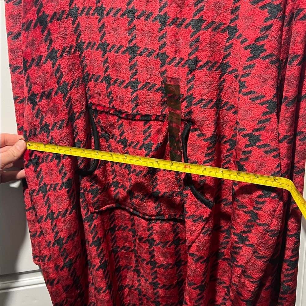 NWT Plaid Fuzzy Dress Hoodie Size L - Picture 7 of 7